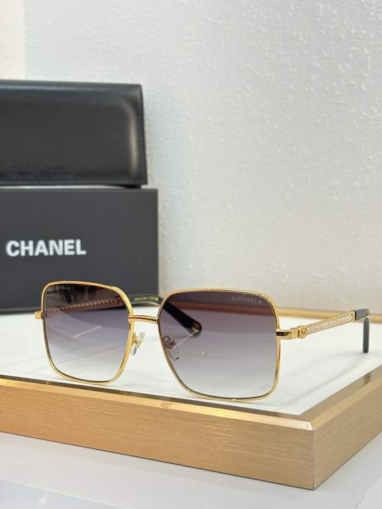 Picture of Chanel Sunglasses _SKUfw80881963fw